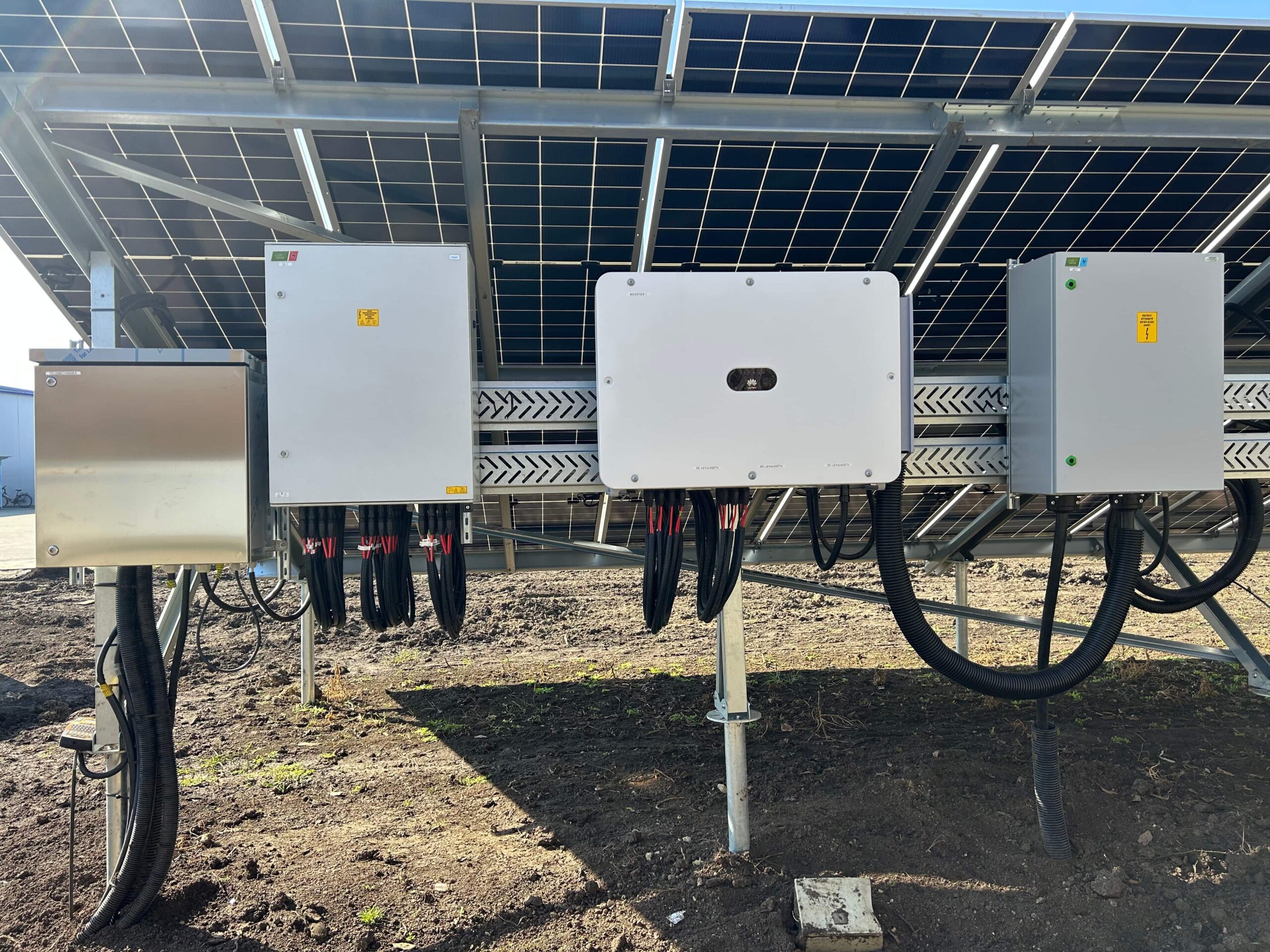 Hatvan napelem referencia